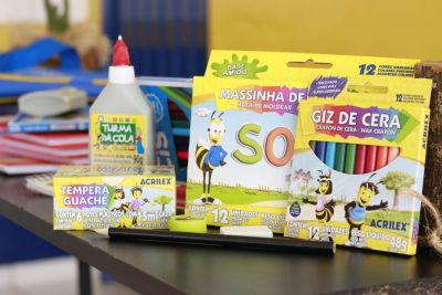 PREFEITURA ENTREGARÁ 1.400 KITS ESCOLARES PARA OS ALUNOS DA REDE MUNICIPAL. PREFEITURA ENTREGARÁ 1.400 KITS ESCOLARES PARA OS ALUNOS DA REDE MUNICIPAL.