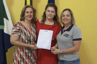 CONVÊNIO ENTRE PREFEITURA E FACULDADE UNINGÁ BENEFICIARÁ SERVIDORES MUNICIPAIS. CONVÊNIO ENTRE PREFEITURA E FACULDADE UNINGÁ BENEFICIARÁ SERVIDORES MUNICIPAIS.
