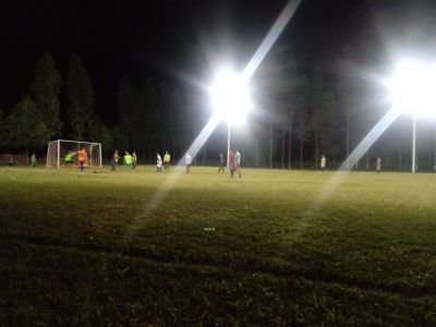 PREFEITURA ESTÁ ILUMINANDO 03 CAMPOS DE FUTEBOL SUÍÇO NO MUNICÍPIO. PREFEITURA ESTÁ ILUMINANDO 03 CAMPOS DE FUTEBOL SUÍÇO NO MUNICÍPIO.