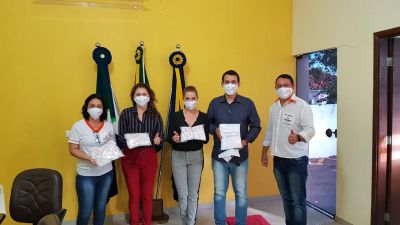 UNIVERSIDADE ANHANGUERA-POLO IGUATEMI DOA MÁSCARAS PARA PROFISSIONAIS DA SAÚDE. UNIVERSIDADE ANHANGUERA-POLO IGUATEMI DOA MÁSCARAS PARA PROFISSIONAIS DA SAÚDE.