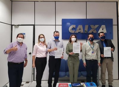 PREFEITA PATRÍCIA ASSINOU CONTRATO COM A CAIXA PARA ASFALTO NA VILA NOVA ESPERANÇA. PREFEITA PATRÍCIA ASSINOU CONTRATO COM A CAIXA PARA ASFALTO NA VILA NOVA ESPERANÇA.