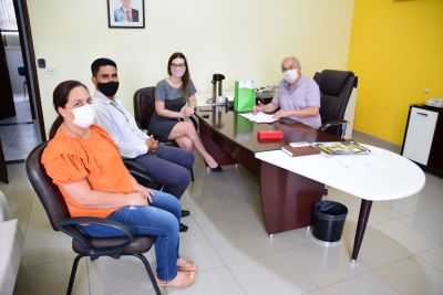 SICREDI E PREFEITURA RENOVAM CONCESSÃO DE CRÉDITOS CONSIGNADOS AOS SERVIDORES. SICREDI E PREFEITURA RENOVAM CONCESSÃO DE CRÉDITOS CONSIGNADOS AOS SERVIDORES.