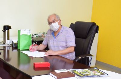 PREFEITO DECRETA PRORROGAÇÃO DE VENCIMENTO DE IMPOSTOS E TAXAS. PREFEITURA LANÇA REFIS COM DESCONTOS DE ATÉ 100% EM JUROS E MULTAS DA DÍVIDA ATIVA.