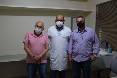 DR. LÍDIO E O VICE ZÉ ROBERTO RECEPCIONARAM O NOVO NEUROLOGISTA DO CENTRO DE ESPECIALIDADES EM SAÚDE DE IGUATEMI. DR. LÍDIO E O VICE ZÉ ROBERTO RECEPCIONARAM O NOVO NEUROLOGISTA DO CENTRO DE ESPECIALIDADES EM SAÚDE DE IGUATEMI.