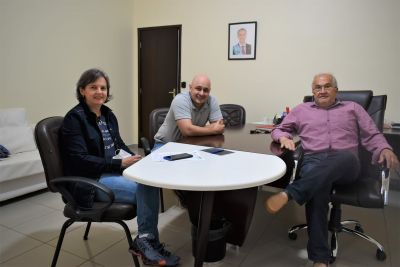 UNIDADES DA REDE MUNICIPAL INFANTIL DE IGUATEMI TERÃO PASSARELAS NAS ENTRADAS. UNIDADES DA REDE MUNICIPAL INFANTIL DE IGUATEMI TERÃO PASSARELAS NAS ENTRADAS.