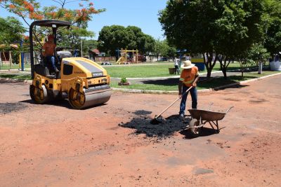 SECRETARIA DE OBRAS REALIZA OPERAÇÃO TAPA-BURACOS NOS BAIRROS. SECRETARIA DE OBRAS REALIZA OPERAÇÃO TAPA-BURACOS NOS BAIRROS.