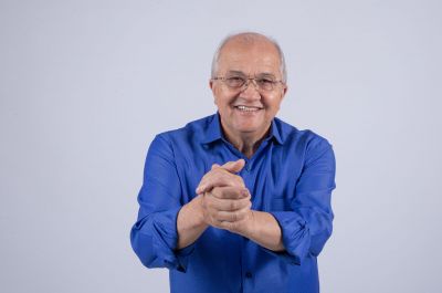 DR. LÍDIO AUTORIZOU PAGAMENTO ADIANTADO DE 50% DO DÉCIMO TERCEIRO SALÁRIO AOS SERVIDORES. DR. LÍDIO AUTORIZOU PAGAMENTO ADIANTADO DE 50% DO DÉCIMO TERCEIRO SALÁRIO AOS SERVIDORES.