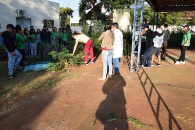 ALUNOS DA ESCOLA 8 DE MAIO VISITAM HORTA DE PLANTAS MEDICINAIS. ALUNOS DA ESCOLA 8 DE MAIO VISITAM HORTA DE PLANTAS MEDICINAIS.