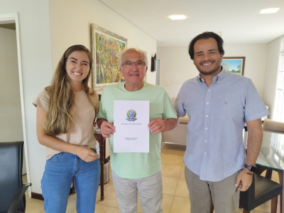 PREFEITO TRATA DE SOLICITAÇÕES NO GABINETE DA SENADORA TEREZA CRISTINA EM CAMPO GRANDE.