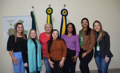 PREFEITO LÍDIO E SECRETÁRIA DE EDUCAÇÃO LUCIANE SE REÚNEM COM COORDENADORA REGIONAL DE EDUCAÇÃO. PREFEITO LÍDIO E SECRETÁRIA DE EDUCAÇÃO LUCIANE SE REÚNEM COM COORDENADORA REGIONAL DE EDUCAÇÃO.