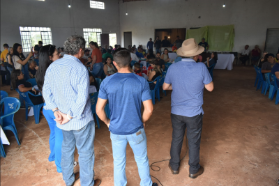 NO RANCHO LOMA, LÍDIO ANUNCIA HORAS MÁQUINAS PARA PEQUENOS PRODUTORES, REFEITÓRIO EM ESCOLA E REFORMA DO BARRACÃO. NO RANCHO LOMA, LÍDIO ANUNCIA HORAS MÁQUINAS PARA PEQUENOS PRODUTORES, REFEITÓRIO EM ESCOLA E REFORMA DO BARRACÃO.