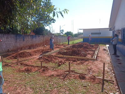 PREFEITO E SECRETÁRIA DE EDUCAÇÃO VISTORIAM OBRAS NA ESCOLA CEMUR. PREFEITO E SECRETÁRIA DE EDUCAÇÃO VISTORIAM OBRAS NA ESCOLA CEMUR.