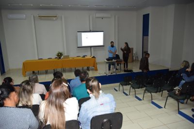 PROFESSORES PARTICIPAM DE CAPACITAÇÃO SOBRE O SISTEMA BDS GESTÃO ESCOLAR. PROFESSORES PARTICIPAM DE CAPACITAÇÃO SOBRE O SISTEMA BDS GESTÃO ESCOLAR.