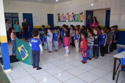 ALUNOS DA REDE MUNICIPAL DE ENSINO PARTICIPAM DE ATO CÍVICO EM ALUSÃO AO DIA 7 DE SETEMBRO. ALUNOS DA REDE MUNICIPAL DE ENSINO PARTICIPAM DE ATO CÍVICO EM ALUSÃO AO DIA 7 DE SETEMBRO.