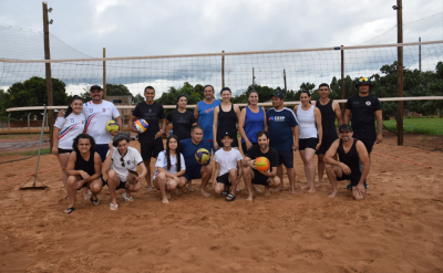 SERVIDORES PÚBLICOS MUNICIPAIS PARTICIPAM DO 1º TORNEIO DE VÔLEI DE AREIA MISTO ORGANIZADO PELO SINDICATO. SERVIDORES PÚBLICOS MUNICIPAIS PARTICIPAM DO 1º TORNEIO DE VÔLEI DE AREIA MISTO ORGANIZADO PELO SINDICATO.