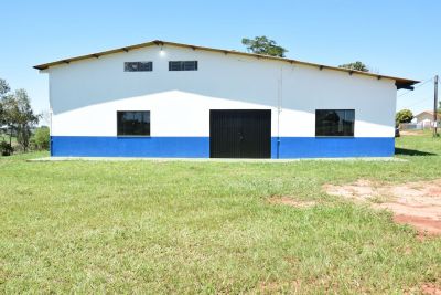 COM RECURSOS DA PREFEITURA DE IGUATEMI, SEDE DA ASSOCIAÇÃO DOS PRODUTORES RURAIS DO RANCHO LOMA FOI REFORMADA. COM RECURSOS DA PREFEITURA DE IGUATEMI, SEDE DA ASSOCIAÇÃO DOS PRODUTORES RURAIS DO RANCHO LOMA FOI REFORMADA.