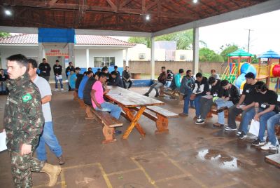 EXÉRCITO BRASILEIRO REALIZA INSPEÇÃO EM IGUATEMI, COM JOVENS ALISTADOS PARA O SERVIÇO MILITAR.