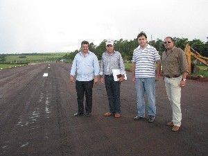 José Roberto acompanha entrega da reforma do Aeroporto