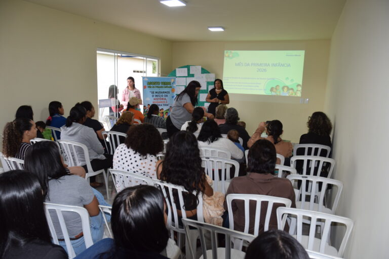 SECRETARIA DE ASSISTÊNCIA SOCIAL PROMOVE ENCONTRO EM ALUSÃO AO AGOSTO VERDE, MÊS DA PRIMEIRA INFÂNCIA.